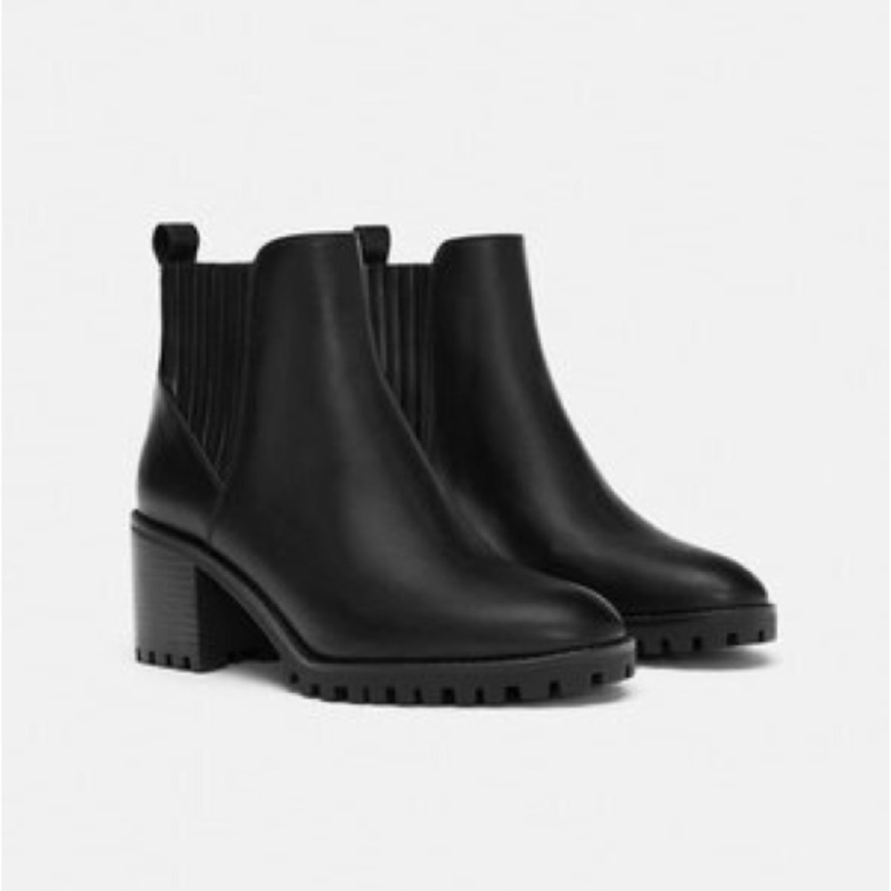 ZARA Heel Ankle Boots Black
